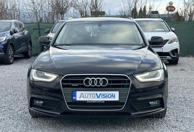 Audi A4 2.0i 4x4 Aut.-ZF8 Navi Кожа Xenon Подгрев Camera, снимка 5 - Автомобили и джипове - 52927686