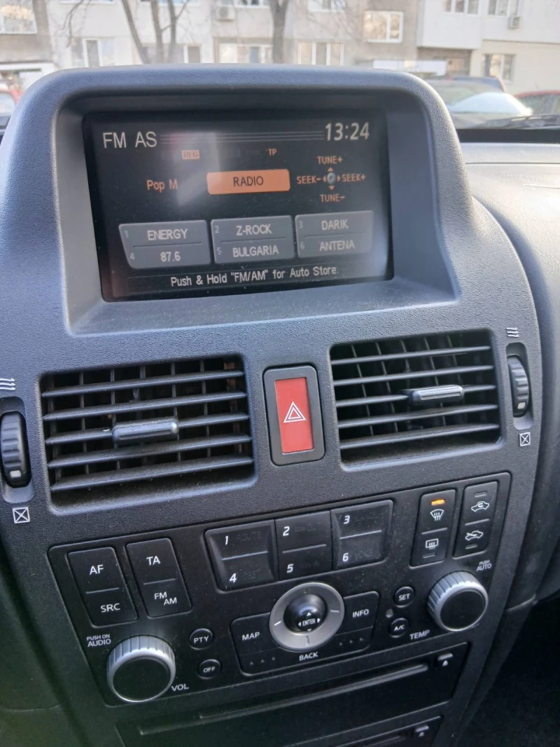 Nissan Almera, снимка 10 - Автомобили и джипове - 53134802