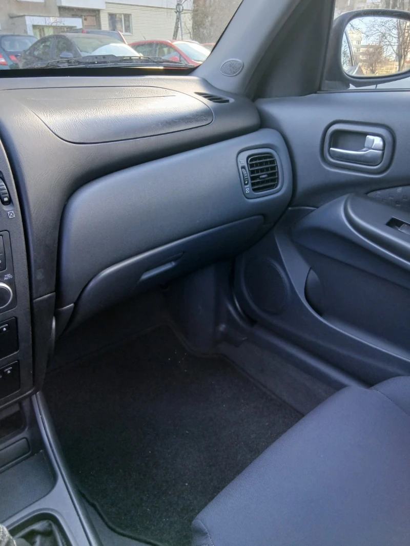 Nissan Almera, снимка 14 - Автомобили и джипове - 53134802