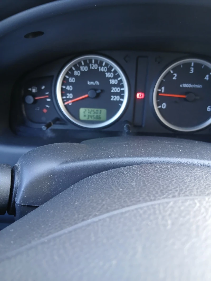 Nissan Almera, снимка 7 - Автомобили и джипове - 53134802