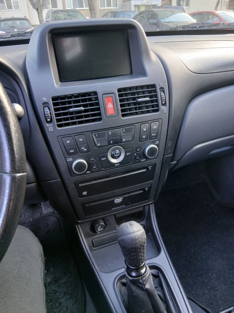 Nissan Almera, снимка 11 - Автомобили и джипове - 53134802