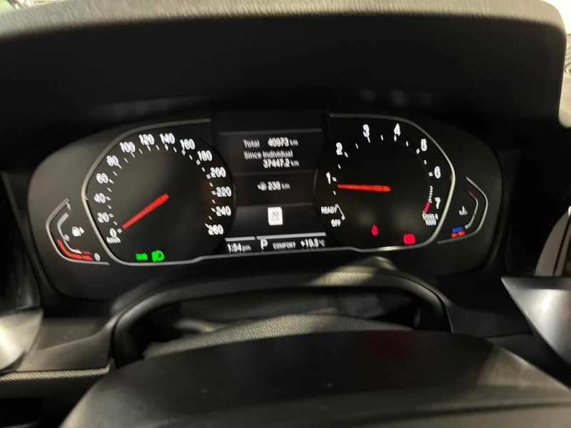 BMW 330 * 330i xDrive * CARFAX * БЕЗ ПЪРВОНАЧАЛНА ВНОСКА, снимка 8 - Автомобили и джипове - 53143213