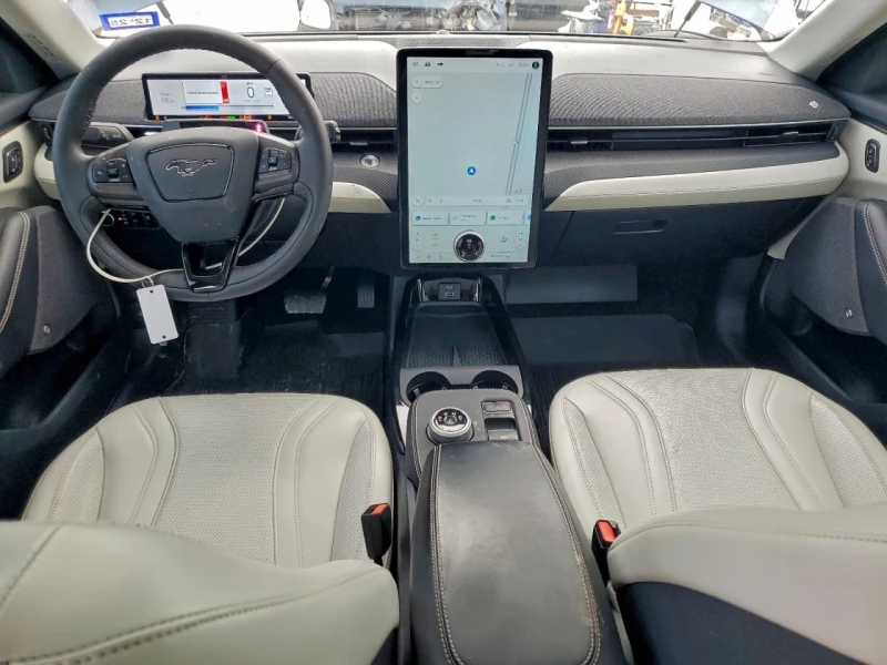 Ford Mustang Mach-E Premium, снимка 8 - Автомобили и джипове - 53345631