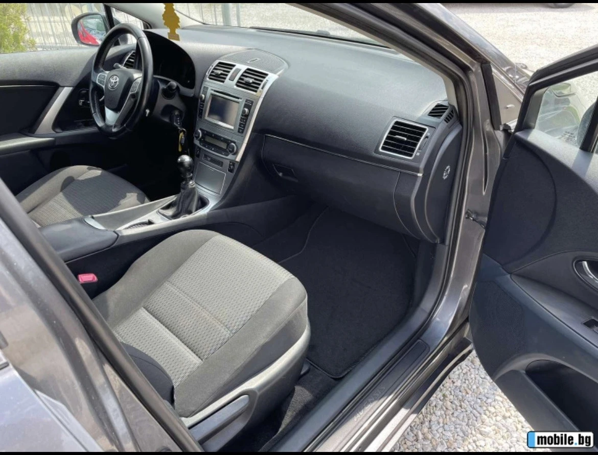 Toyota Avensis 2.2 D4D 150kc.Navi Camera | Mobile.bg — изображение 11