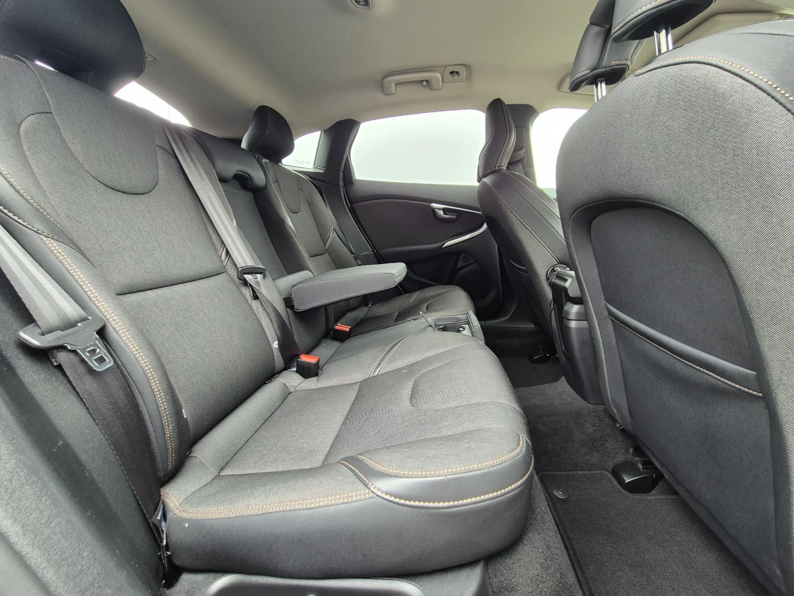 Volvo V40 Cross Country 2.5i T5 AWD | Mobile.bg   12