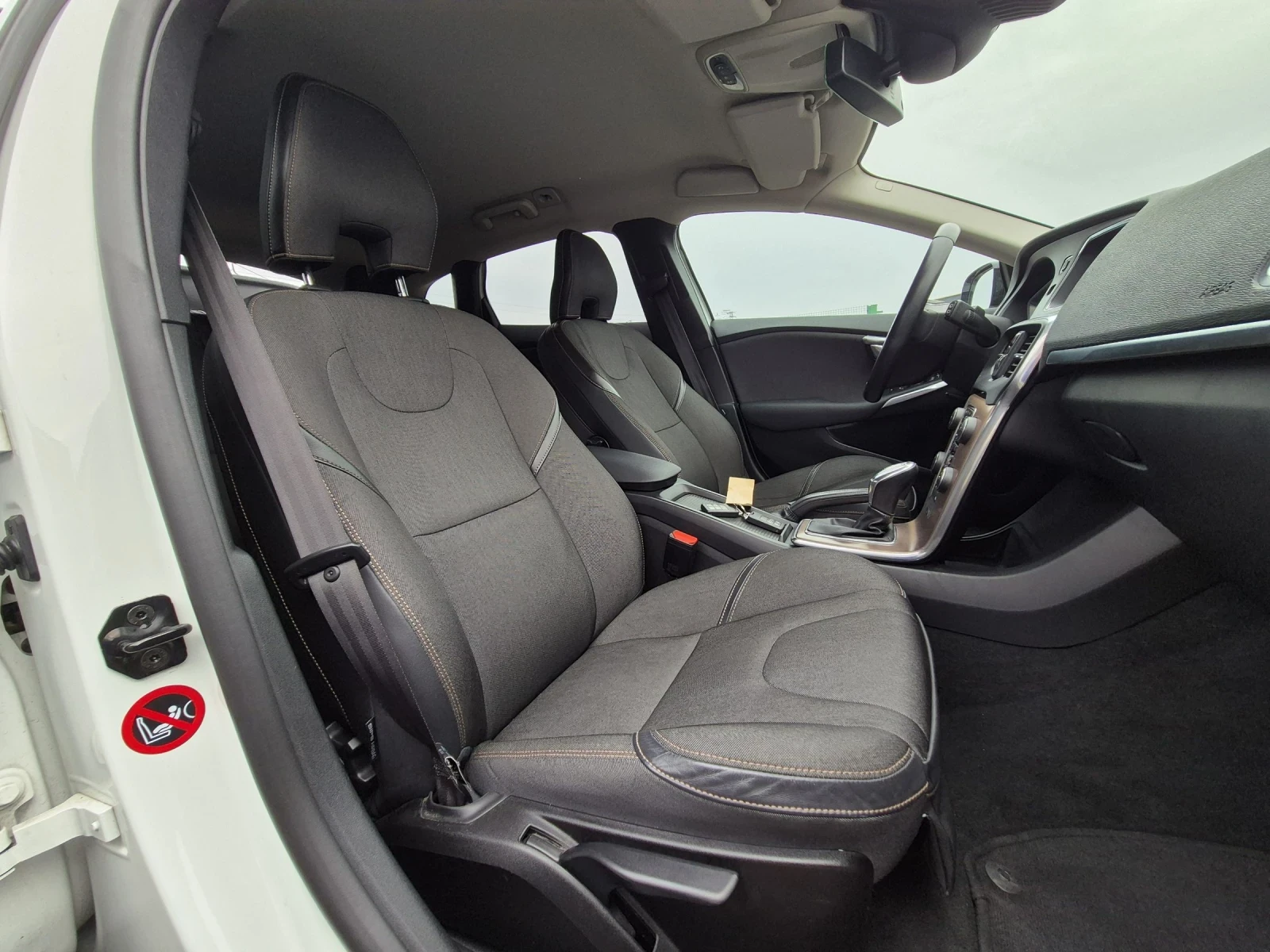 Volvo V40 Cross Country 2.5i T5 AWD | Mobile.bg   13