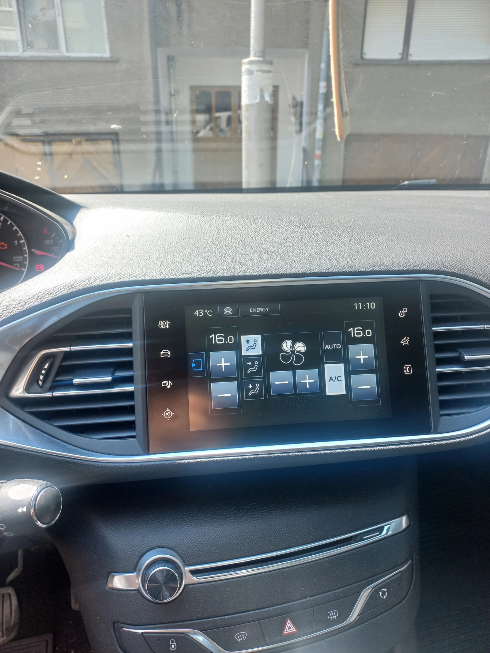Peugeot 308  - изображение 6