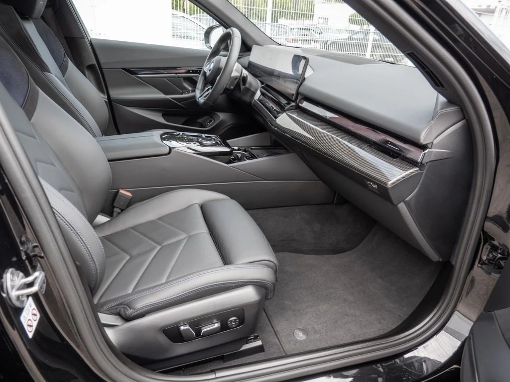 BMW i5 xDrive40/ M-SPORT/ B&W/ HEAD UP/ 360/ PANO/ | Mobile.bg   14