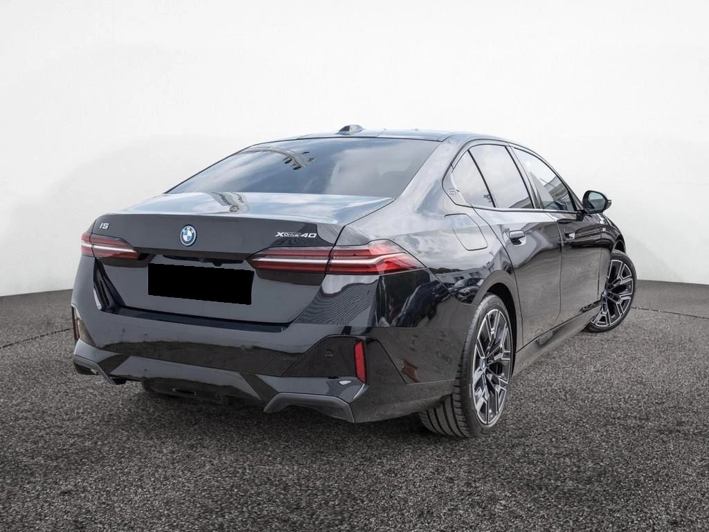 BMW i5 xDrive40/ M-SPORT/ B&W/ HEAD UP/ 360/ PANO/ - изображение 4