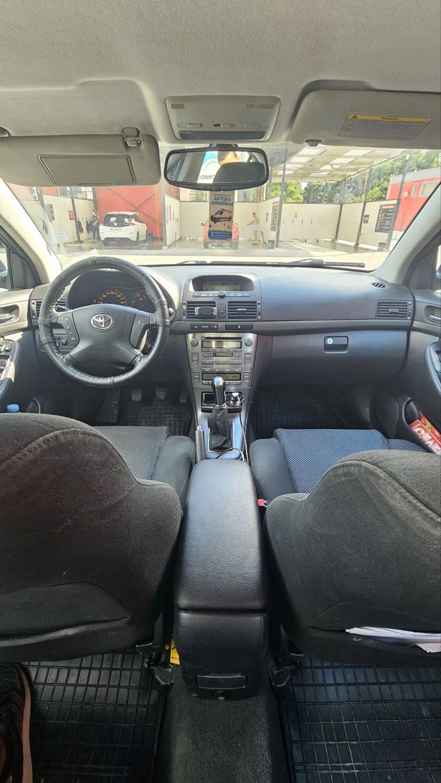 Toyota Avensis  - изображение 2