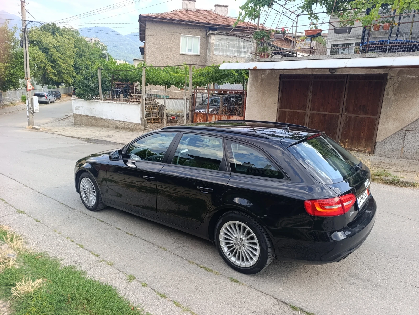 Audi A4 2.0TDI Quattro - изображение 7