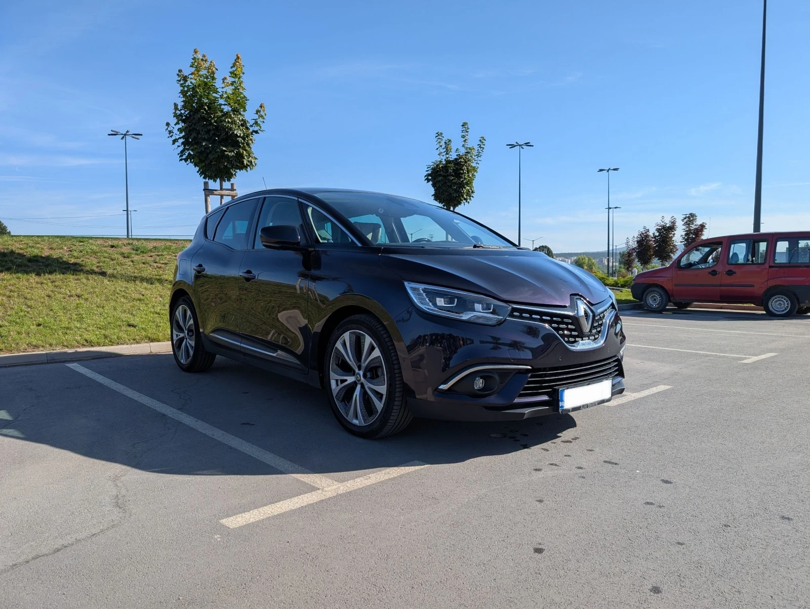 Renault Scenic 1.6 dci Initiale Paris | Mobile.bg — изображение 1