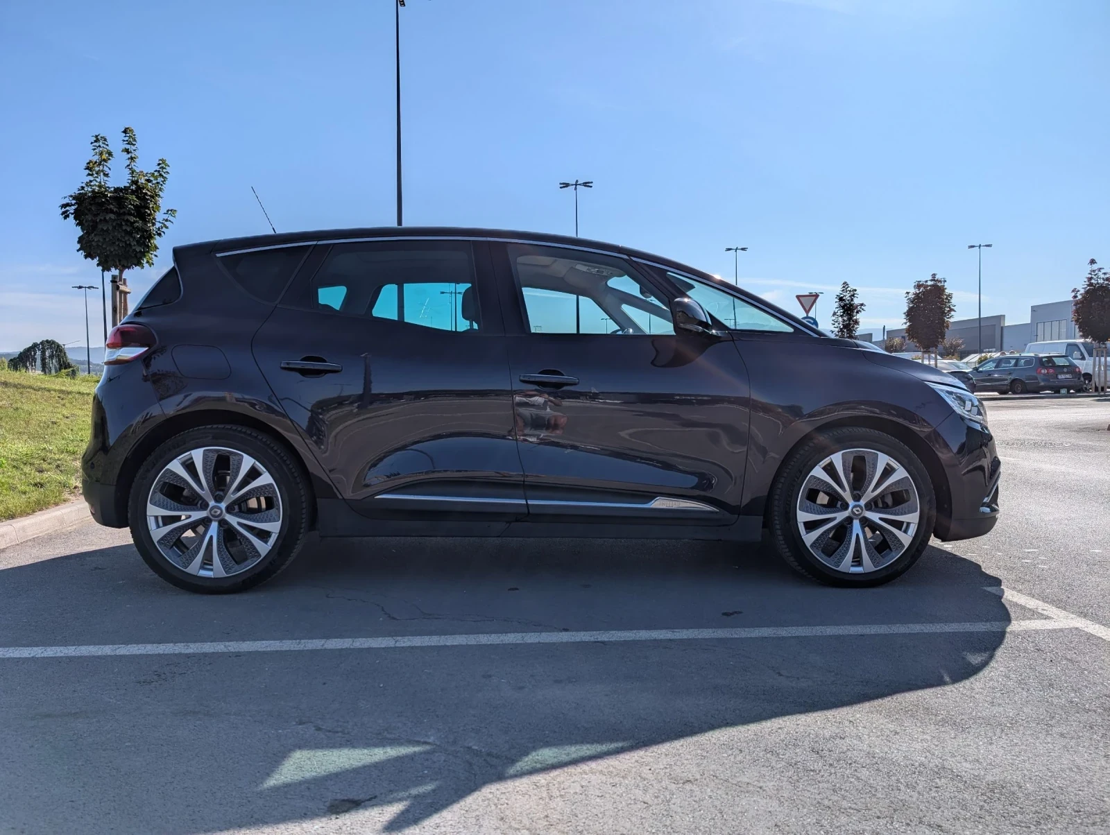Renault Scenic 1.6 dci Initiale Paris - изображение 6
