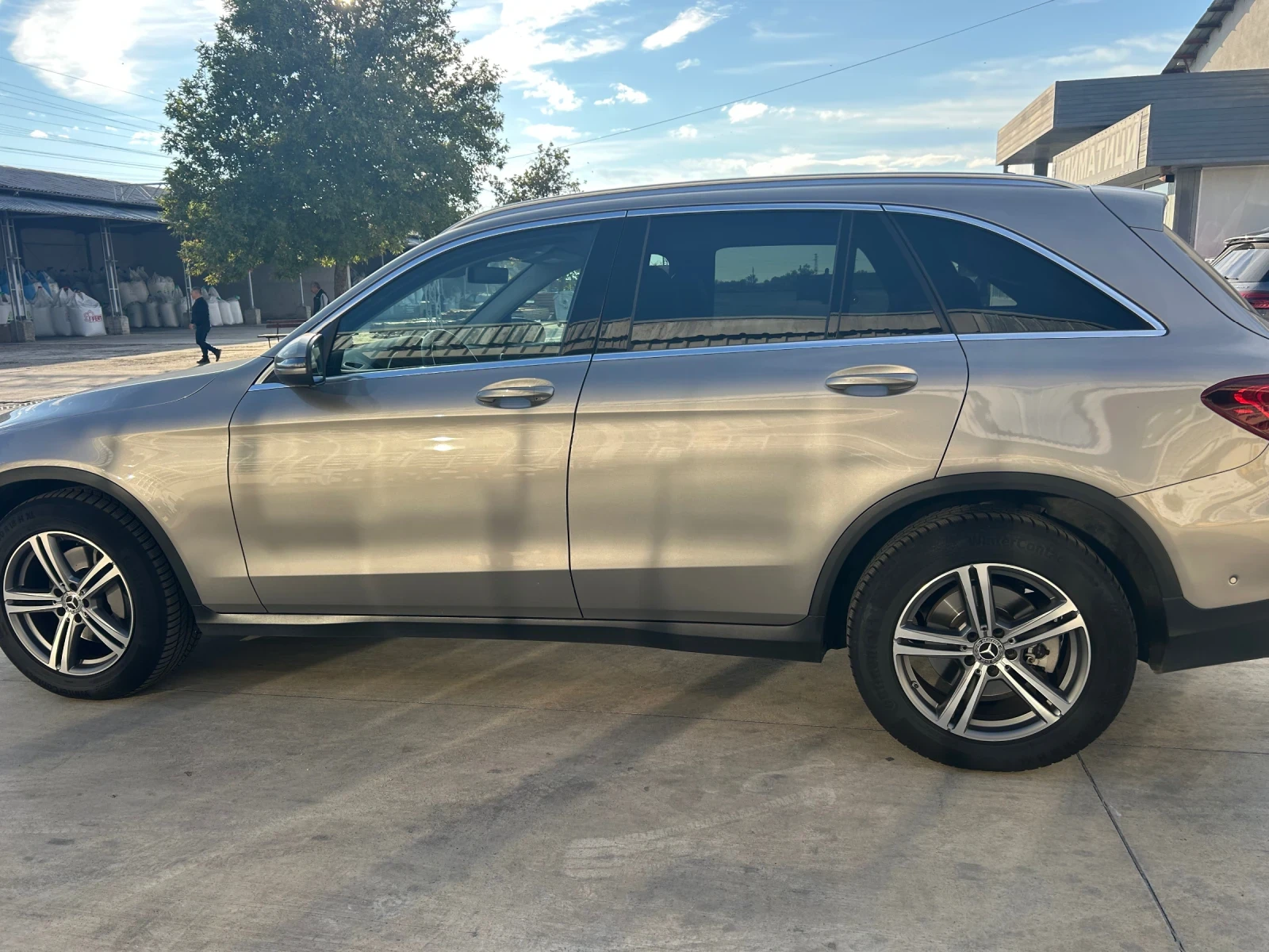 Mercedes-Benz 300 GLC - изображение 3