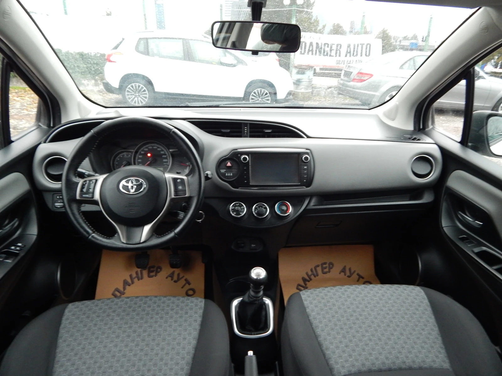 Toyota Yaris 1.4D4D* EURO5*  | Mobile.bg   14