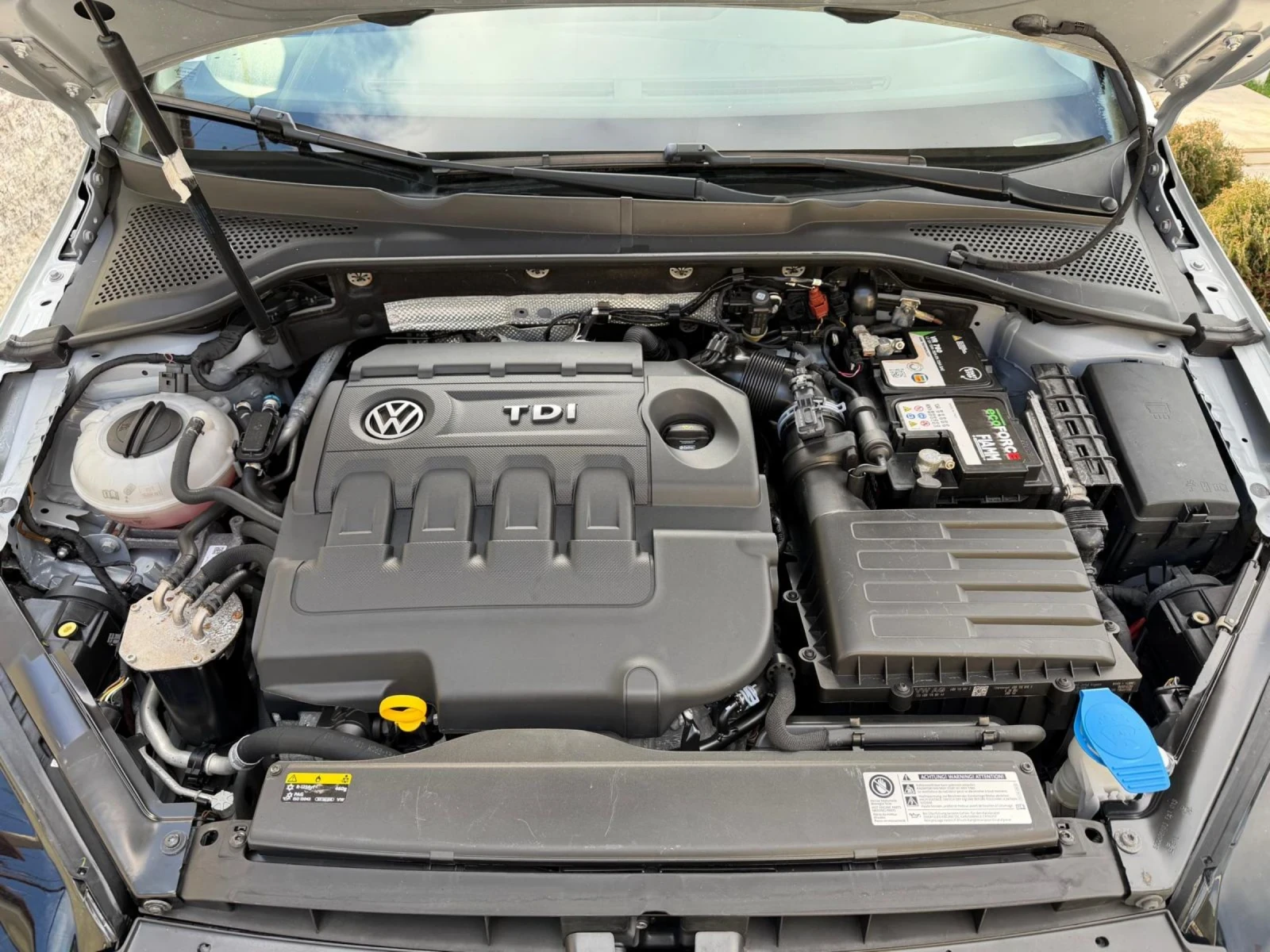 VW Golf 1.6TDi | Mobile.bg � ����������� 14