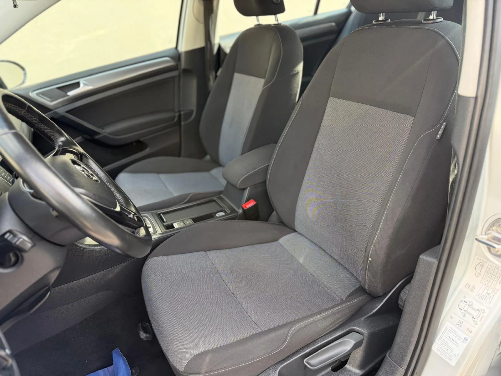 VW Golf 1.6TDi | Mobile.bg � ����������� 9