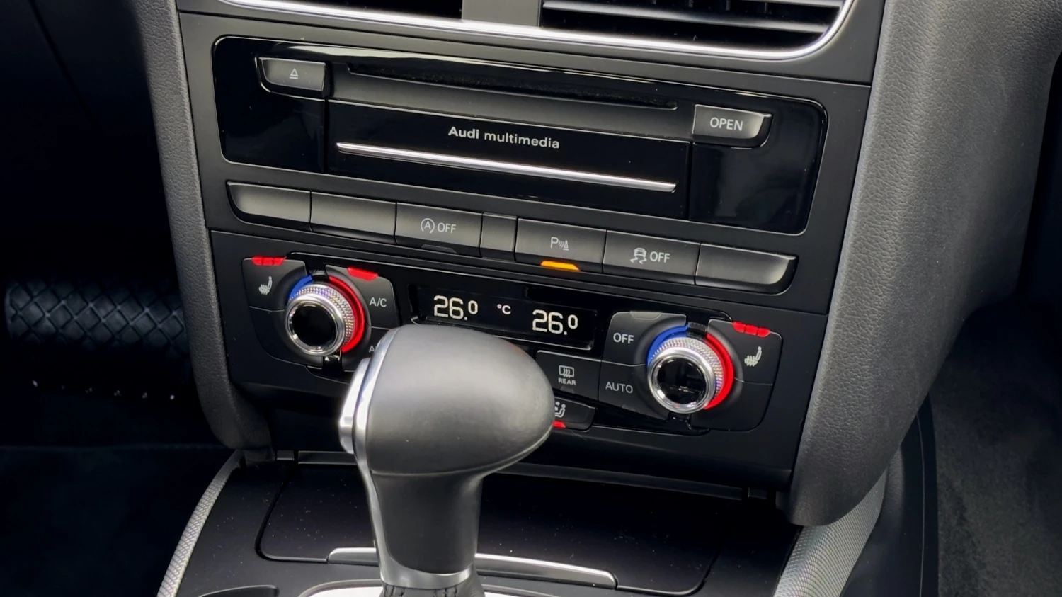 Audi A4 2.0i 4x4 Aut.-ZF8 Navi ���� Xenon ������� Camera | Mobile.bg � ����������� 11