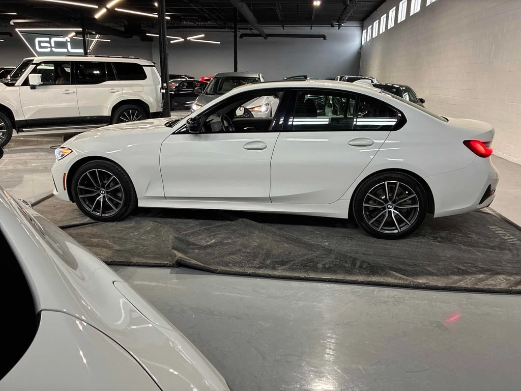 BMW 330 * 330i xDrive * CARFAX * ��� ������������ ������ | Mobile.bg � ����������� 2