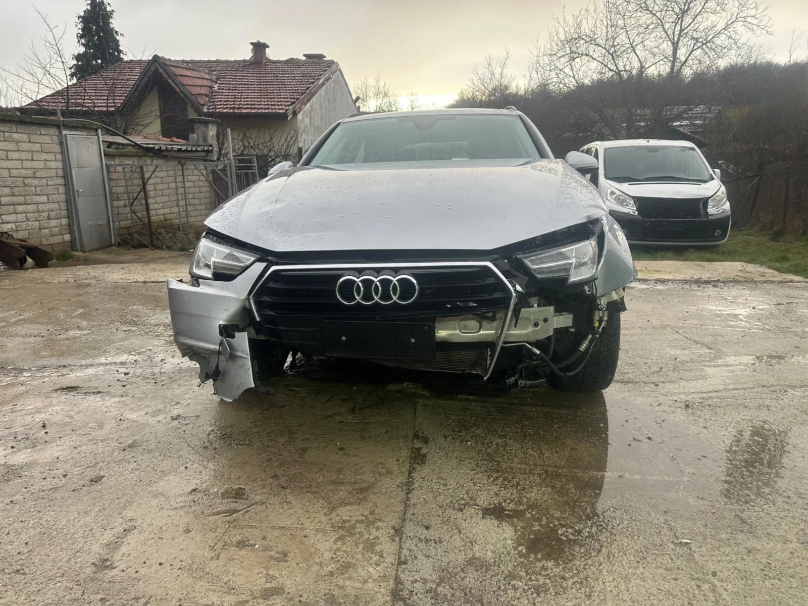 Audi A4 2.0 - изображение 3