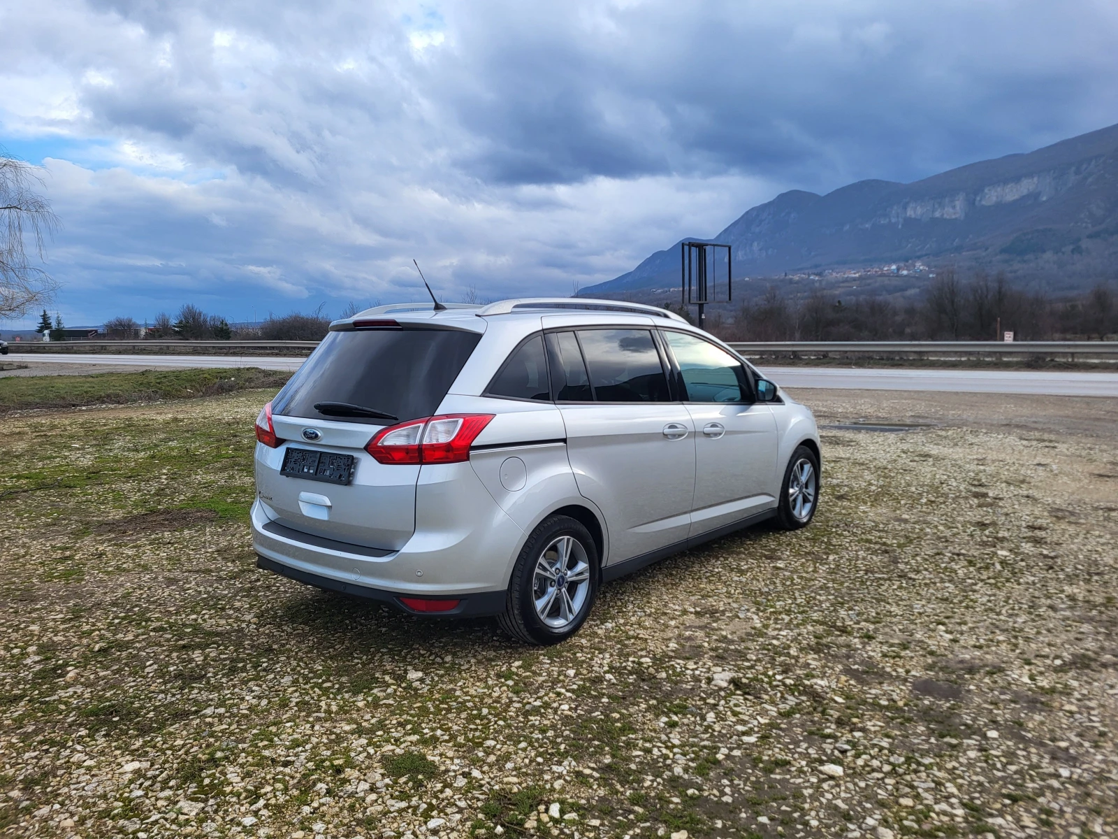 Ford Grand C-Max 1.6TDCi EASY - изображение 5