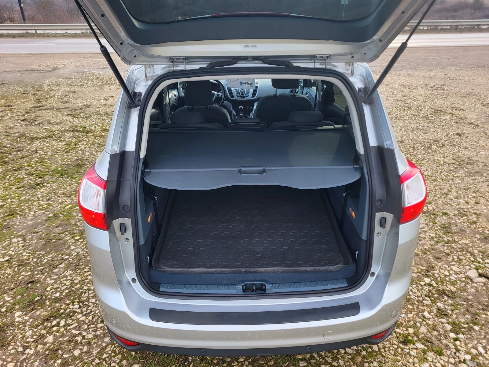 Ford Grand C-Max 1.6TDCi EASY, снимка 11 - Автомобили и джипове - 53514536