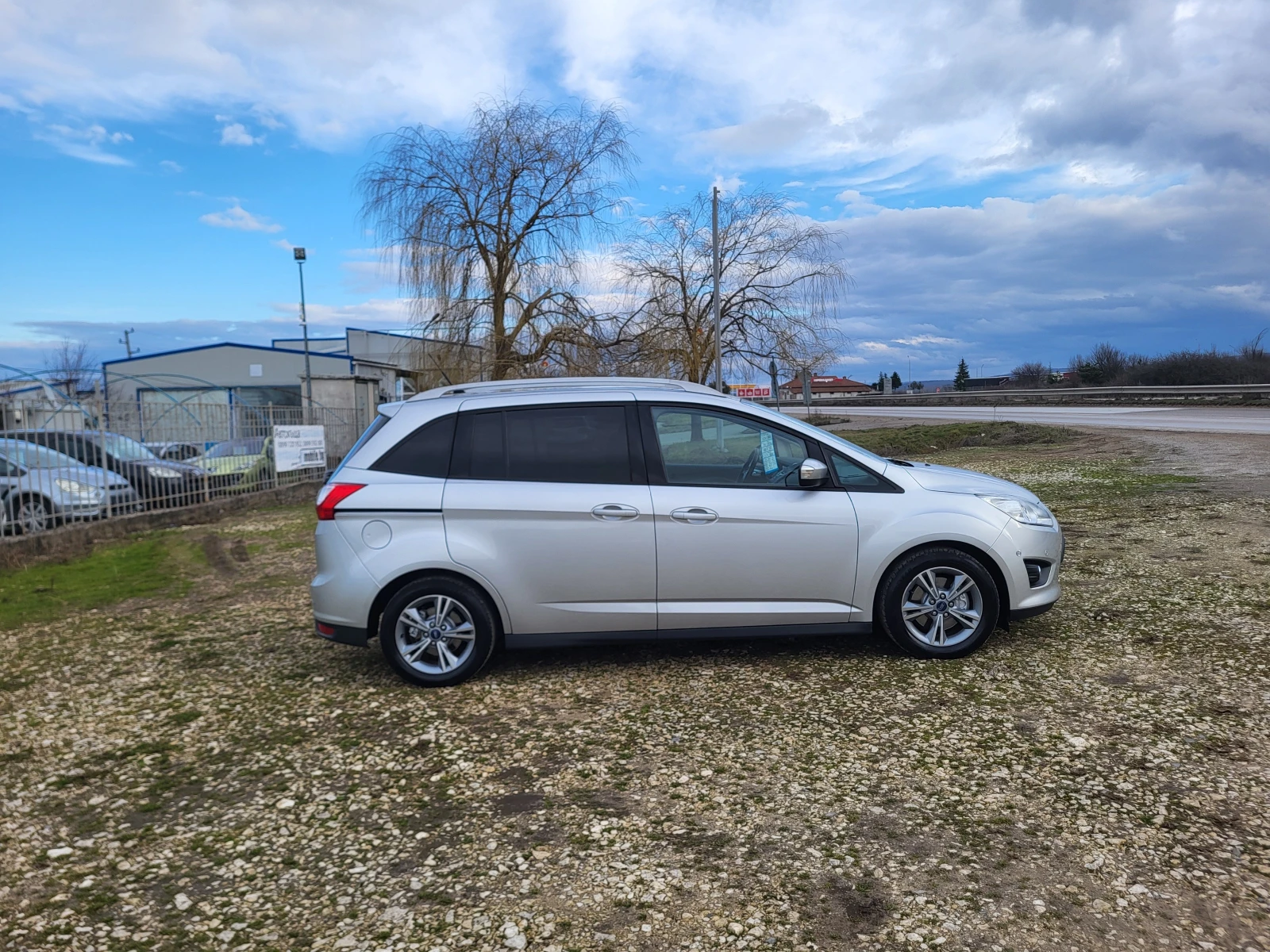 Ford Grand C-Max 1.6TDCi EASY - изображение 6