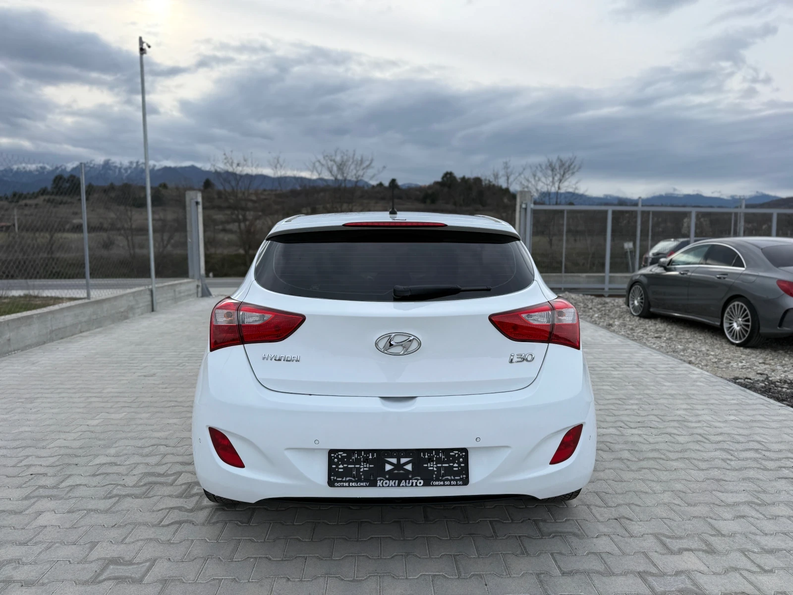 Hyundai I30 1.6CRDI, снимка 5 - Автомобили и джипове - 53916176