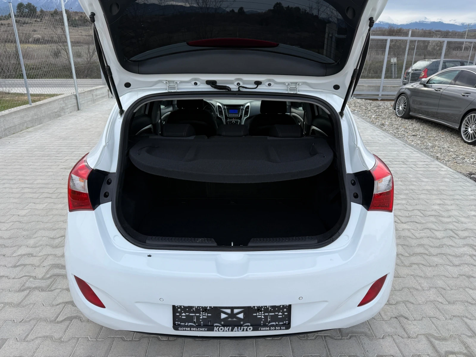 Hyundai I30 1.6CRDI, снимка 17 - Автомобили и джипове - 53916176