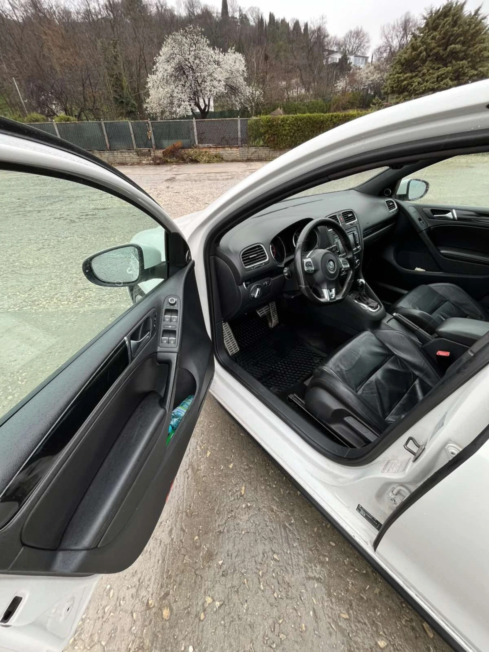 VW Golf GTI, снимка 8 - Автомобили и джипове - 54065502