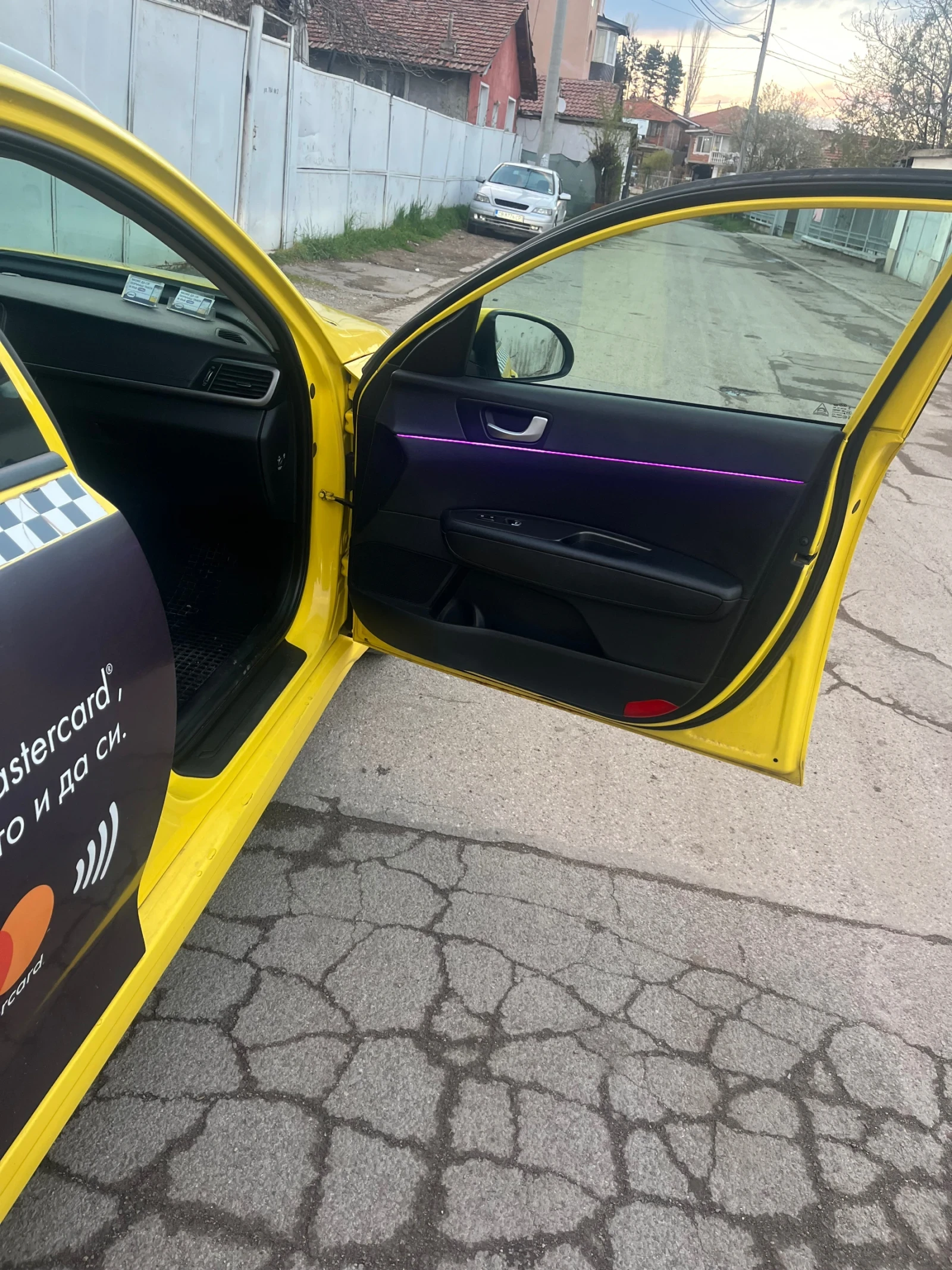 Kia Optima, снимка 10 - Автомобили и джипове - 54240217