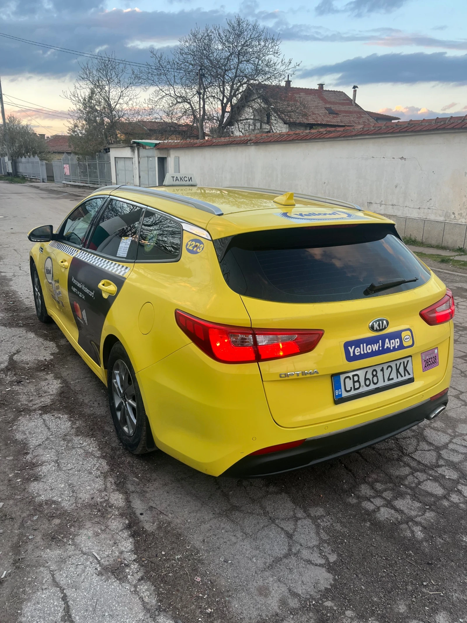 Kia Optima, снимка 3 - Автомобили и джипове - 54240217