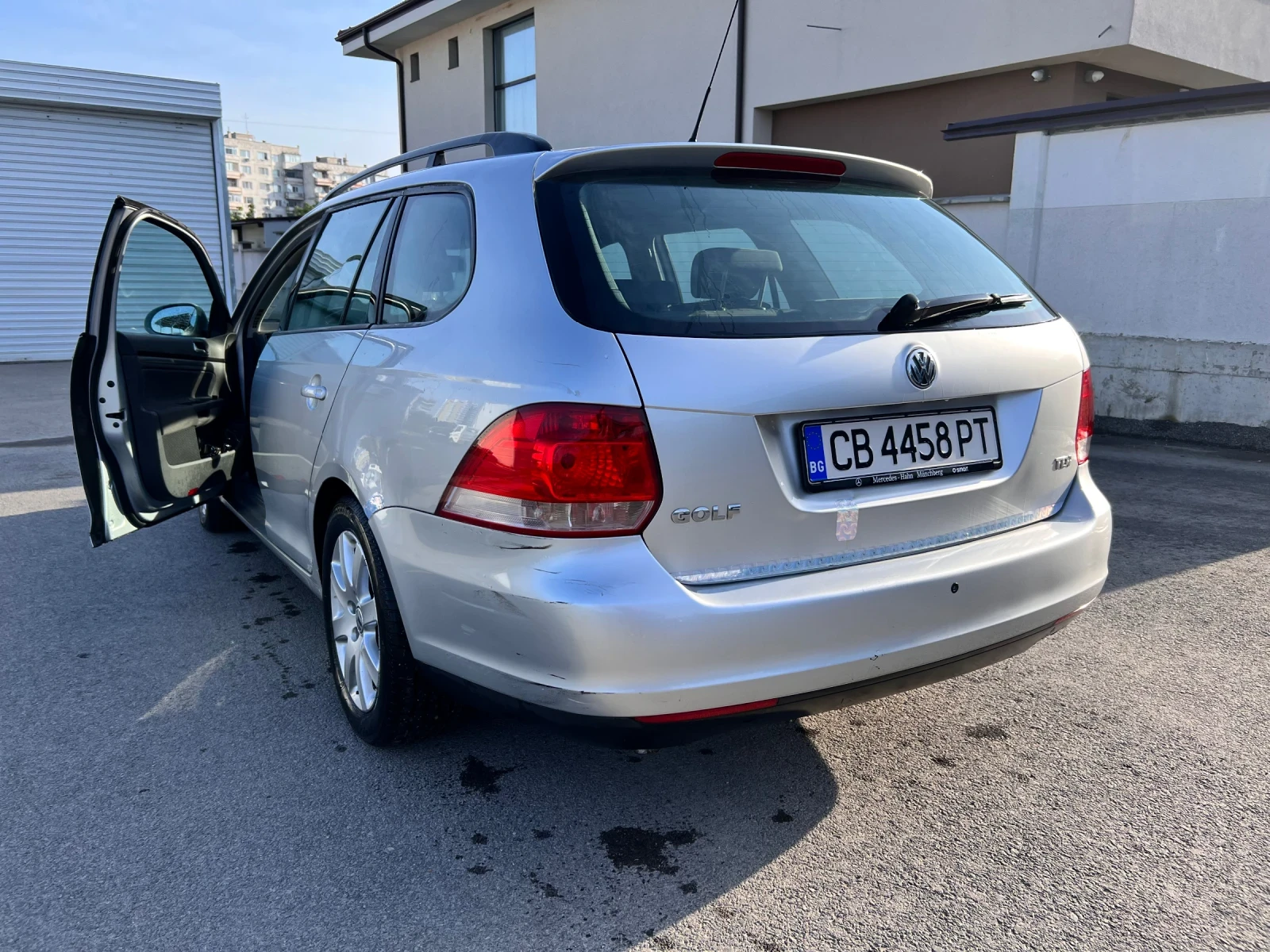 VW Golf 1.9, снимка 3 - Автомобили и джипове - 54733388