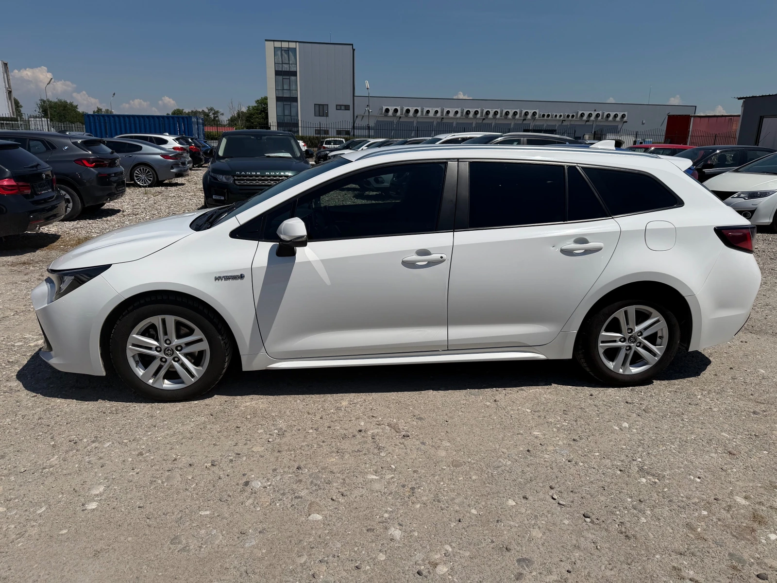 Toyota Corolla 1.8 HYBRID, снимка 8 - Автомобили и джипове - 54862565