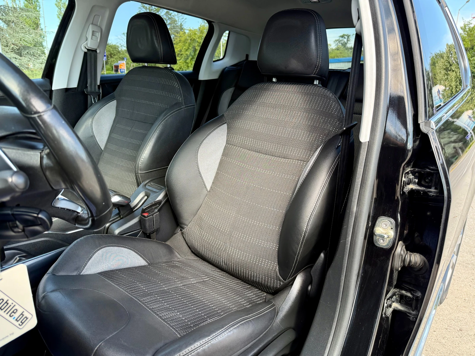 Peugeot 2008 1.6HDI* 90HP* AUTOMAT* , снимка 11 - Автомобили и джипове - 54976731