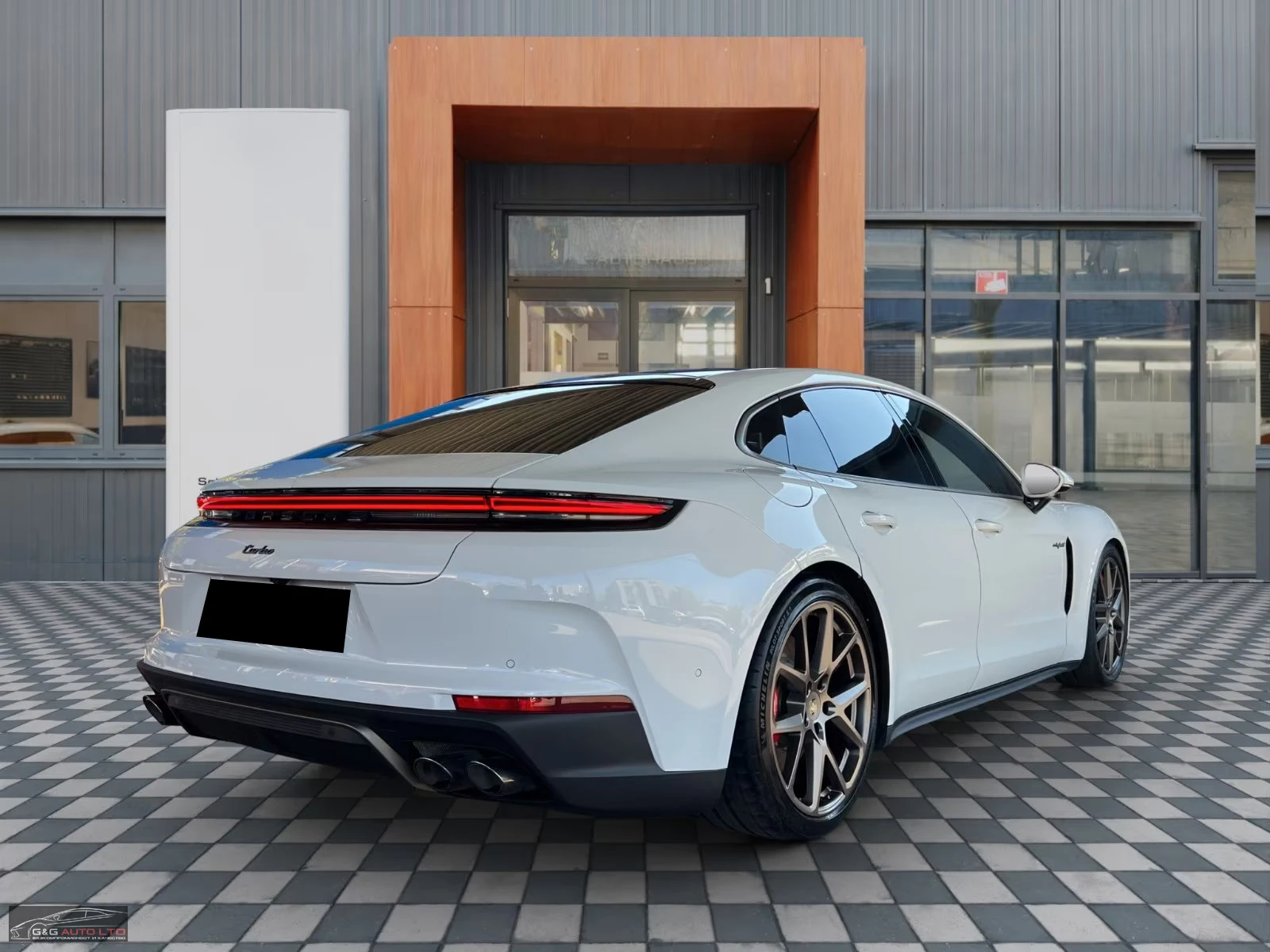 Porsche Panamera TURBO/680HP/E-HYBRID/ACTIVE-BODY-RIDE/545z, снимка 7 - Автомобили и джипове - 55174074