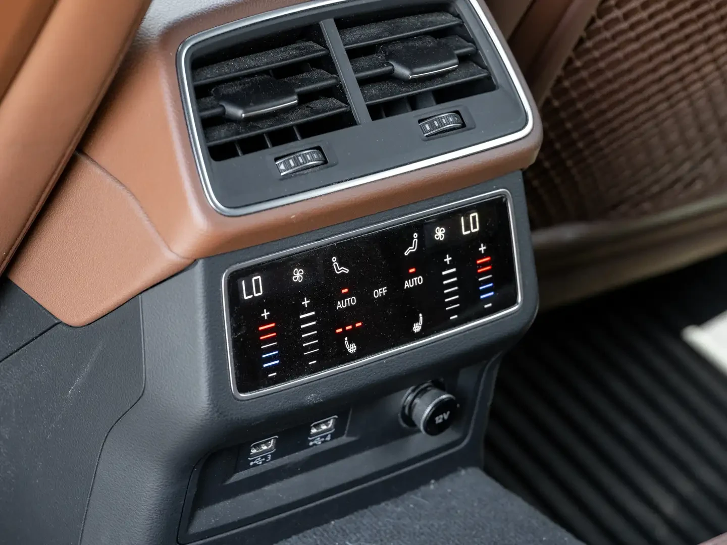 Audi A7 55TFSI* MATRIX* S* LINE* BANG* OLUFSEN* ОБДУХВАНЕ*, снимка 17 - Автомобили и джипове - 55450356