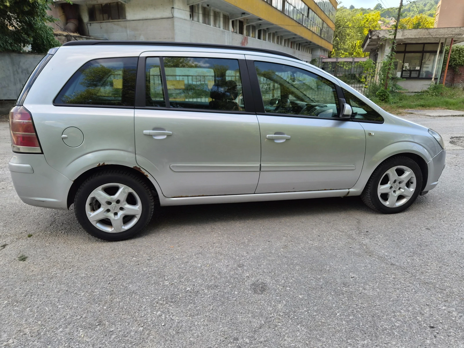 Opel Zafira, снимка 5 - Автомобили и джипове - 55588205