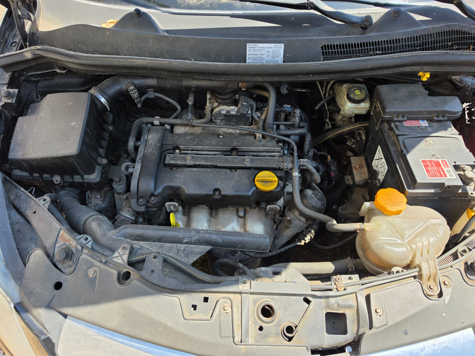 Opel Corsa 1.2, снимка 12 - Автомобили и джипове - 56196868