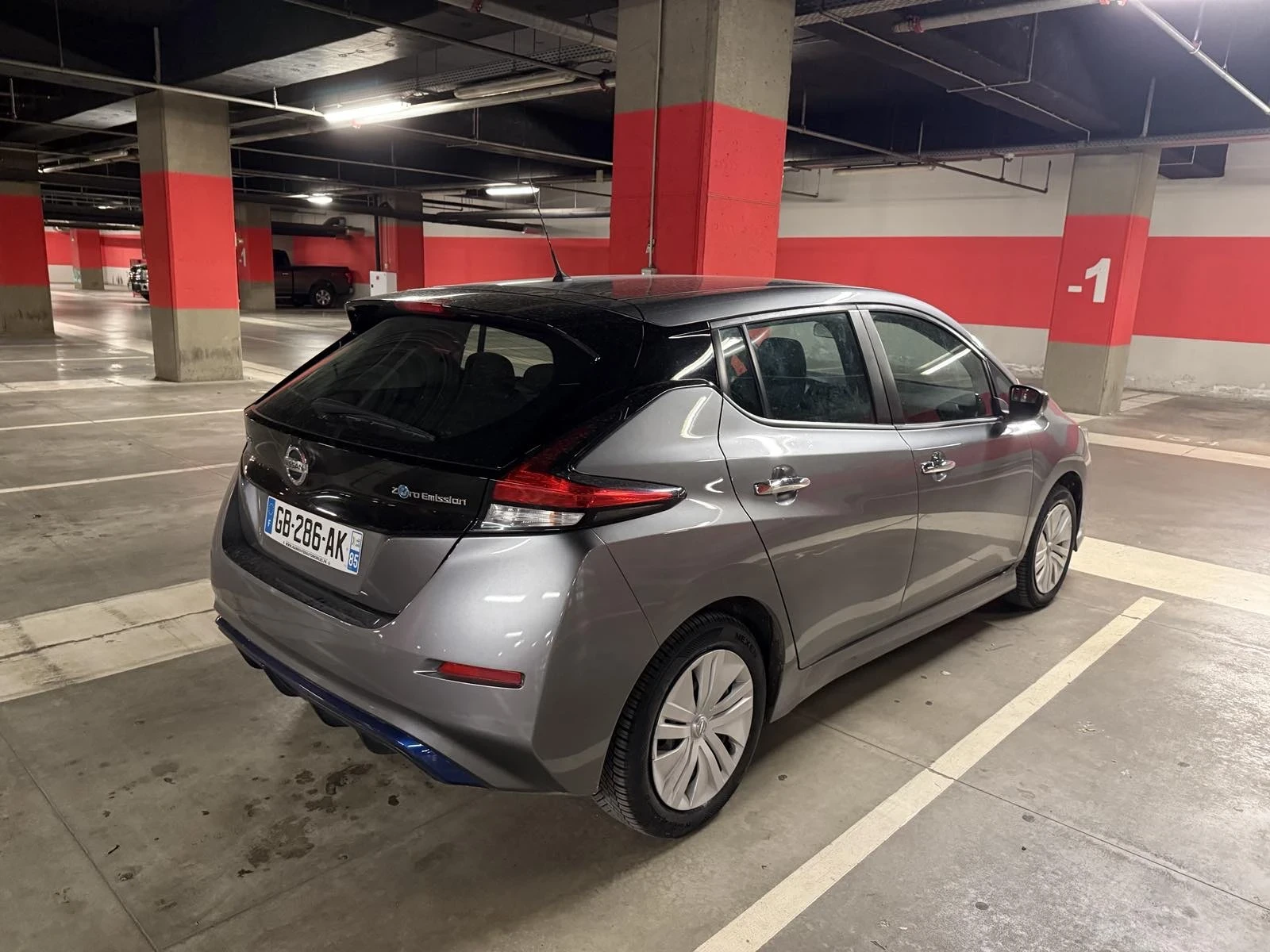 Nissan Leaf , снимка 5 - Автомобили и джипове - 55967882