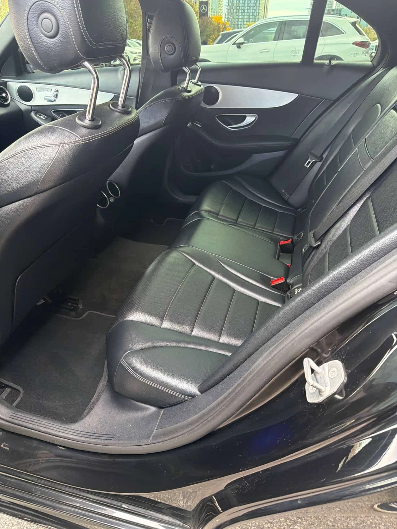Mercedes-Benz C 300 4MATIC | ������ ���������������� �� MERCEDES | Mobile.bg � ����������� 12