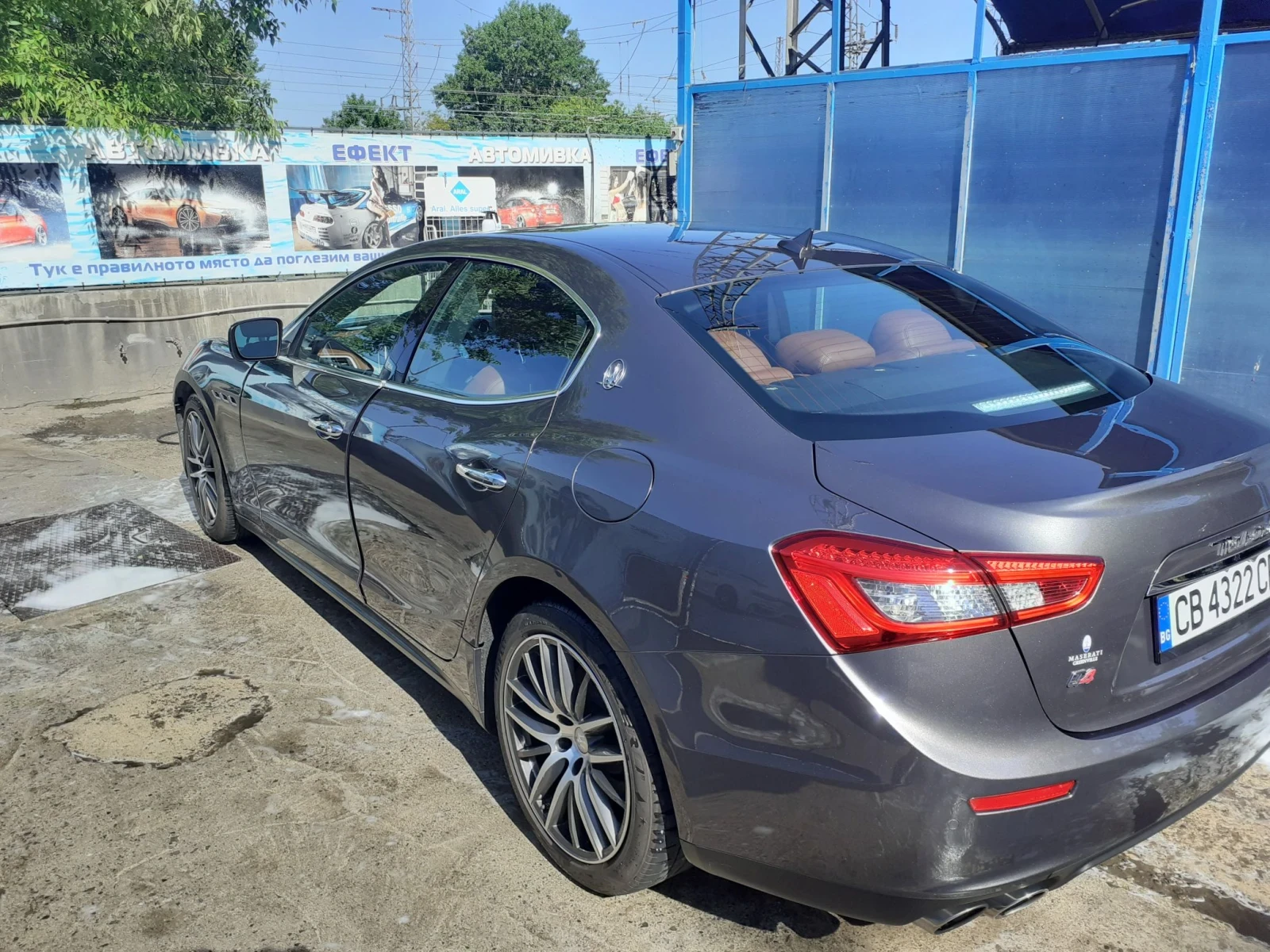 Maserati Ghibli, снимка 10 - Автомобили и джипове - 56488335