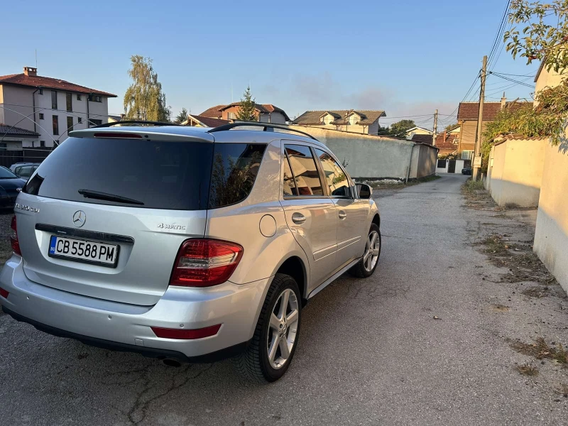 Mercedes-Benz ML 320, снимка 6 - Автомобили и джипове - 52023195