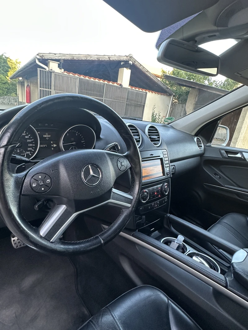 Mercedes-Benz ML 320, снимка 7 - Автомобили и джипове - 52023195