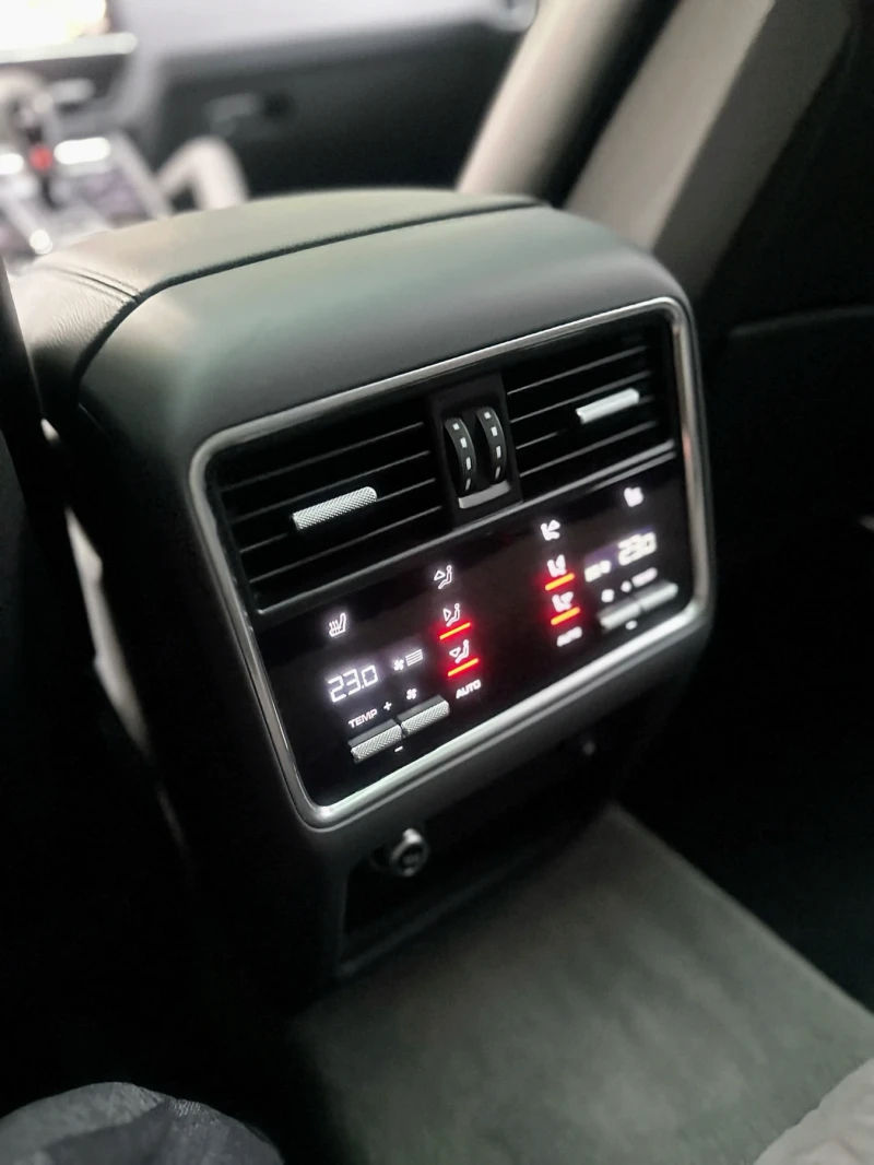 Porsche Cayenne Е- хибрид, снимка 16 - Автомобили и джипове - 51854524