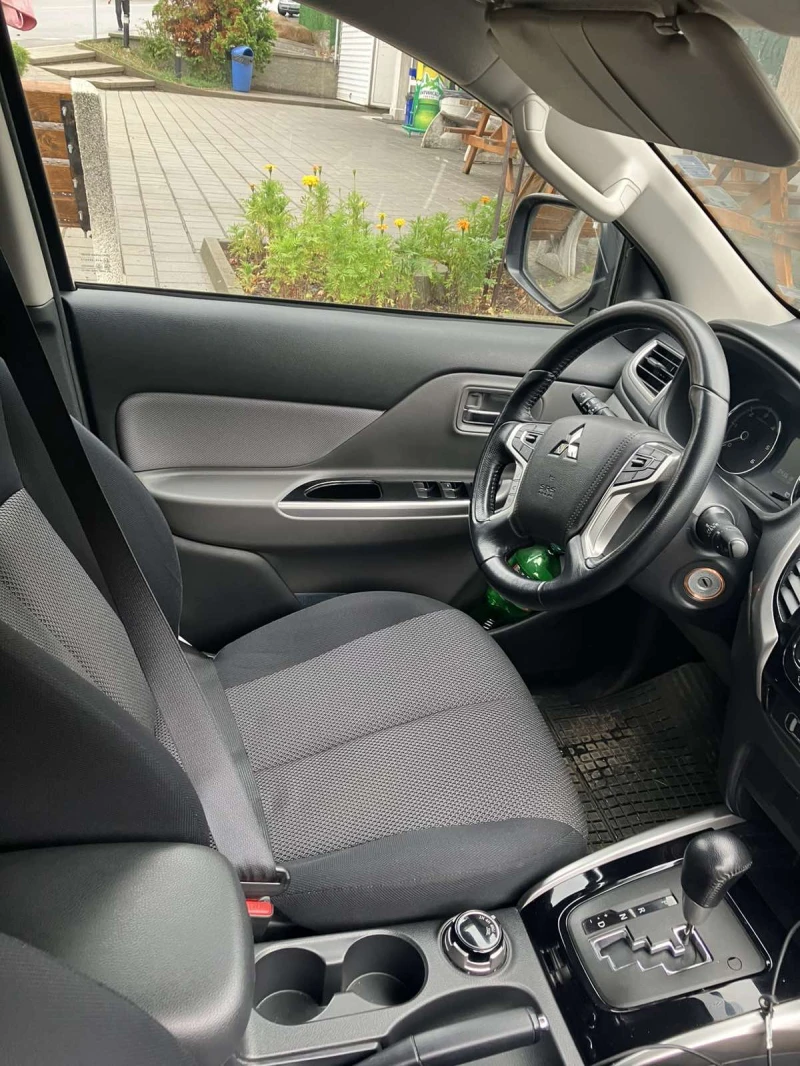 Mitsubishi L200, снимка 4 - Автомобили и джипове - 52261957