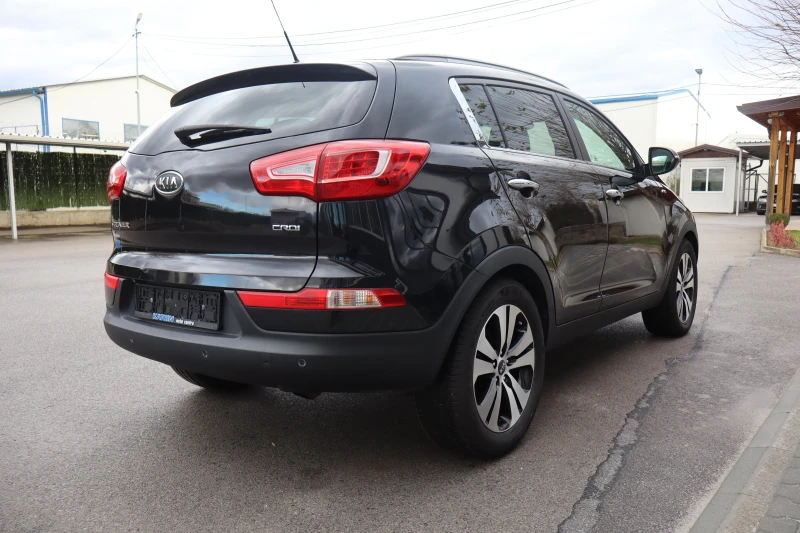 Kia Sportage 2.0CRDI* TOP* 4X4* , снимка 4 - Автомобили и джипове - 52490900