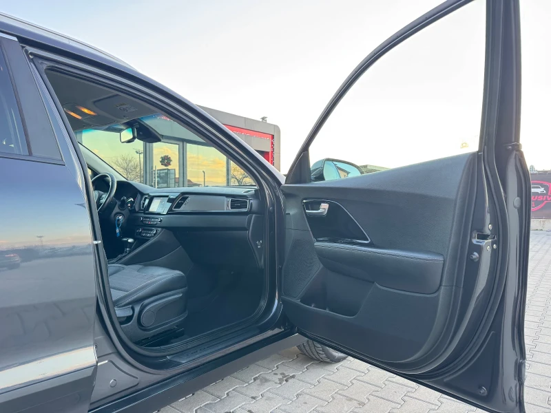 Kia Niro 1.6 HYBRID FULL, снимка 13 - Автомобили и джипове - 52869707
