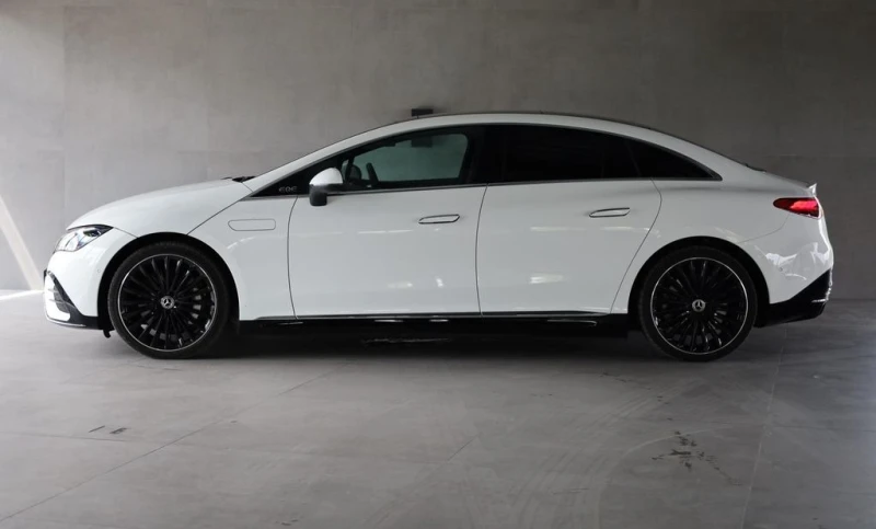 Mercedes-Benz EQE 350 AMG-Line, снимка 2 - Автомобили и джипове - 53284145