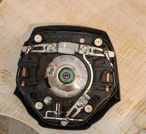 Hyundai Kona 2WD, снимка 16 - Автомобили и джипове - 54014657